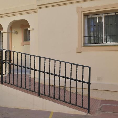 Carihuela Un Dormitorio Junto Al Mar Lägenhet Torremolinos Exteriör bild