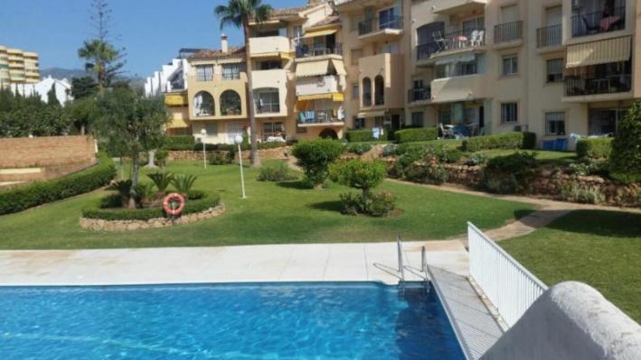 Carihuela Un Dormitorio Junto Al Mar Lägenhet Torremolinos Exteriör bild