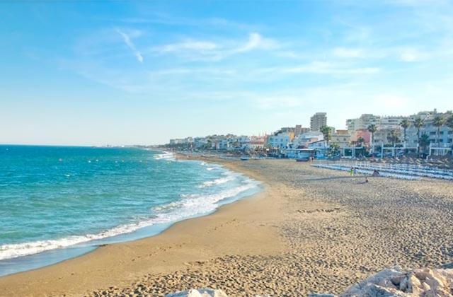 Carihuela Un Dormitorio Junto Al Mar Lägenhet Torremolinos Exteriör bild