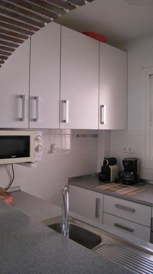 Carihuela Un Dormitorio Junto Al Mar Lägenhet Torremolinos Exteriör bild